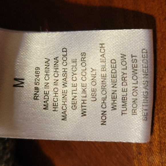 HOST PICK 😊 Vtg Dog Sweater Burgundy Grey Black Pocket For Dog Treat Stylish - Picture 3 of 3